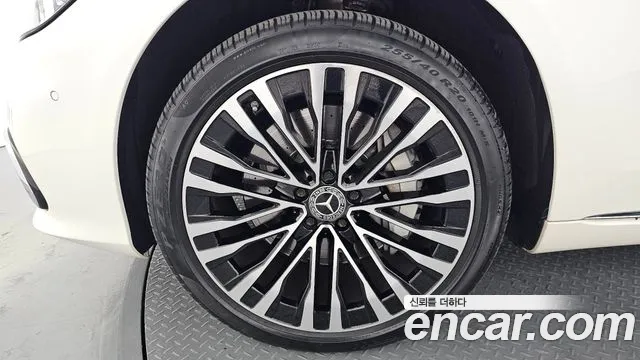 Mercedes-Benz S-Class 2021 thumb 5