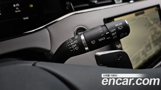 Land Rover Range Rover Evoque 2025 thumb 12