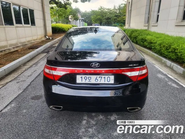 Hyundai Grandeur 2012 thumb 10