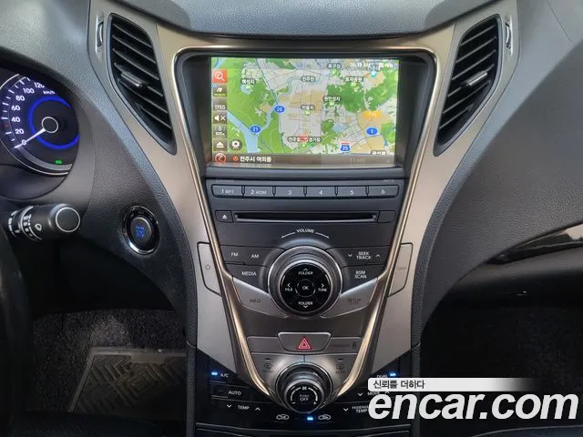 Hyundai Grandeur 2012 thumb 3