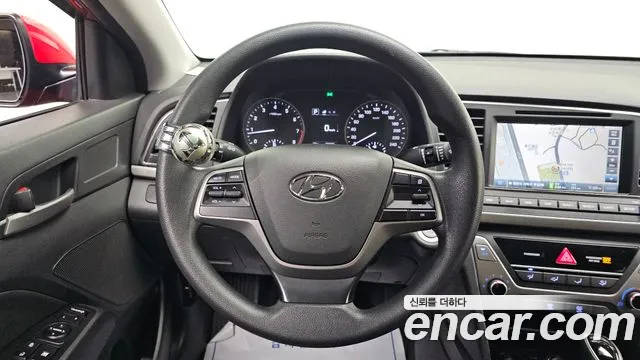 Hyundai Avante 2017 thumb 8