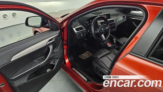 BMW X2 2020 thumb 11