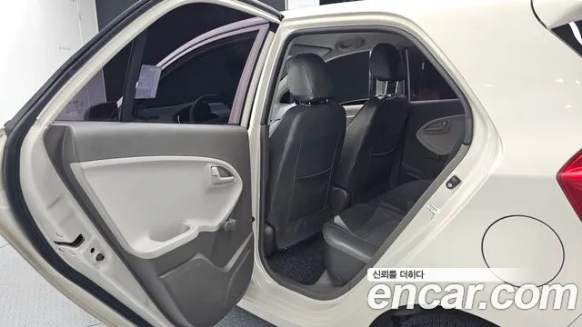 Kia Morning 2015 thumb 11