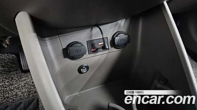Kia Morning 2015 thumb 9