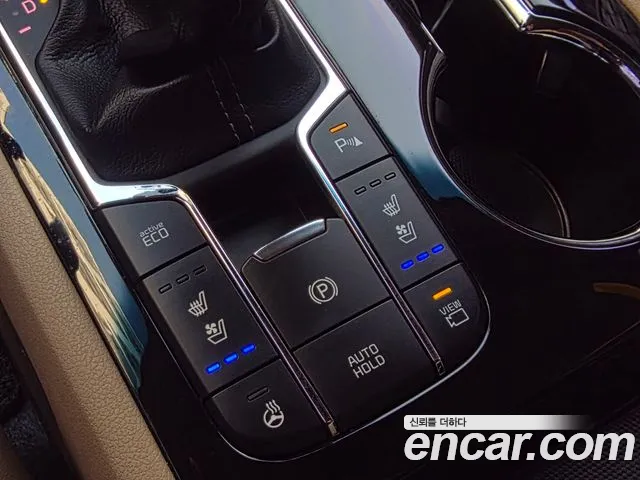 Kia Carnival 2018 thumb 9