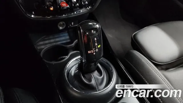 Mini Cooper Clubman 2022 thumb 6