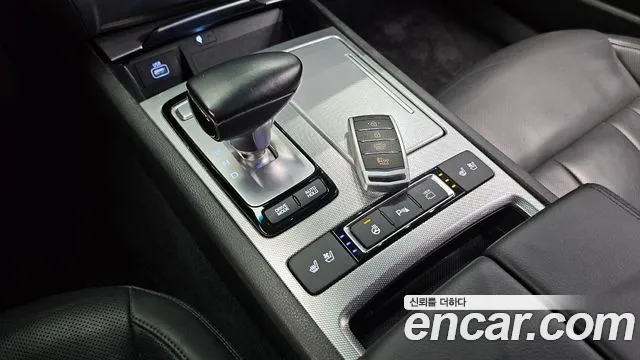 Genesis G80 2019 thumb 6