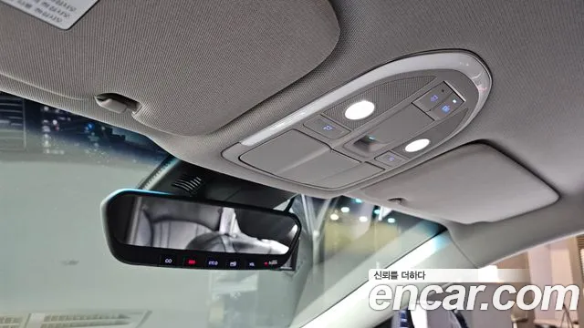Genesis G80 2019 thumb 10