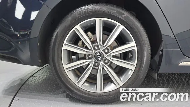 Kia K5 2019 thumb 12