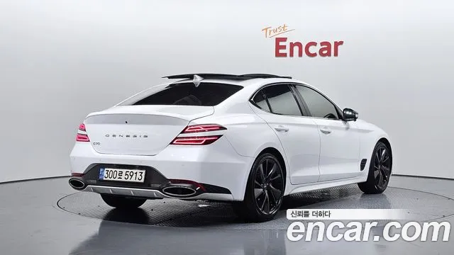 Genesis G70 2021 thumb 10