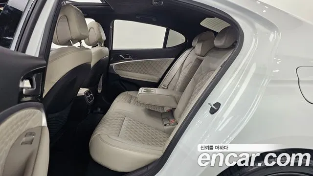 Genesis G70 2021 thumb 7