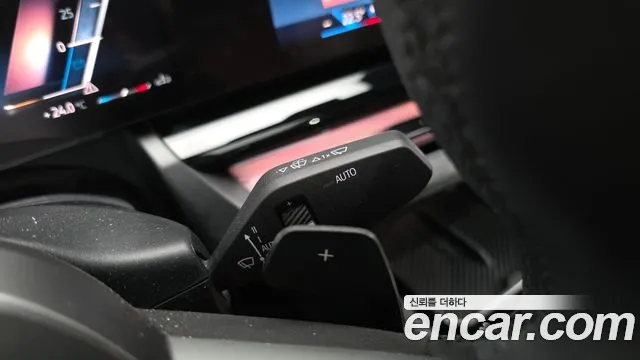 BMW 5 серии 2025 thumb 9