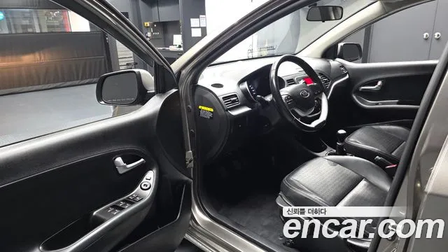 Kia Morning 2015 thumb 10