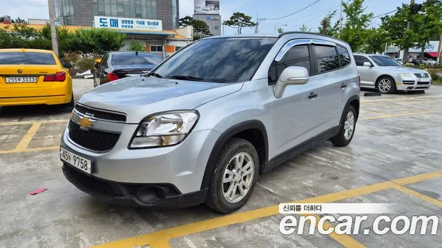 Chevrolet Orlando 2017 thumb 9