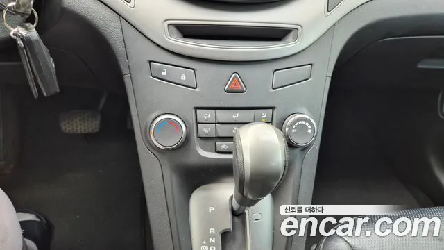 Chevrolet Orlando 2017 thumb 12