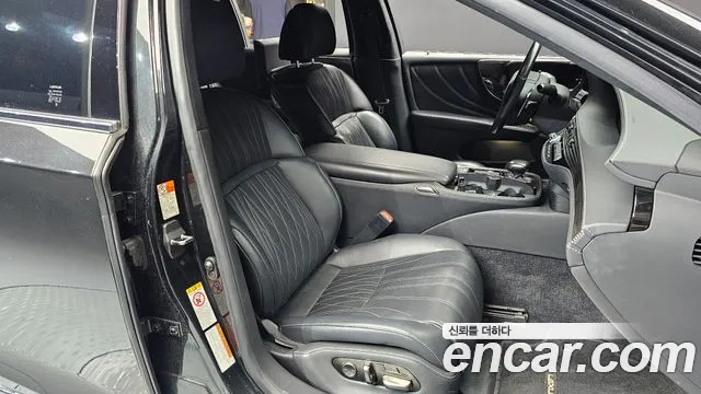 Lexus LS 500h 2018 thumb 12