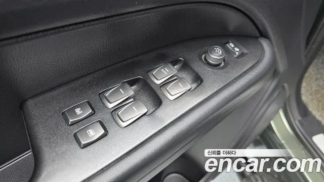 KGM Rexton Sports 2021 thumb 11
