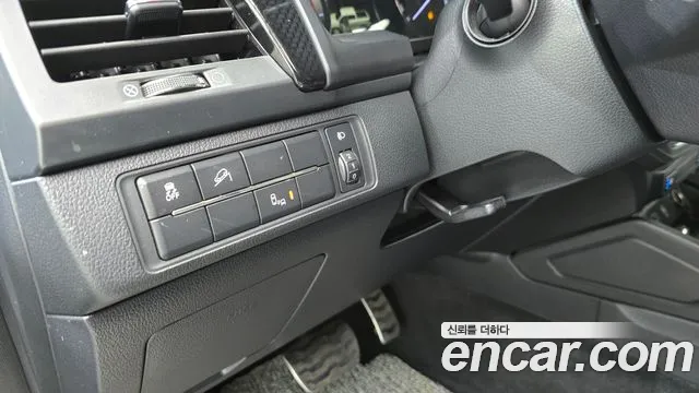 KGM Rexton Sports 2021 thumb 8