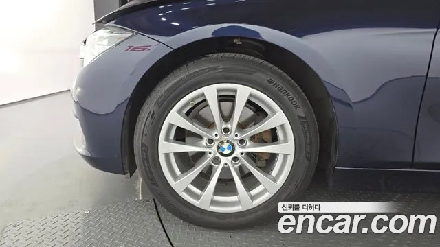 BMW 3 серии 2016 thumb 5