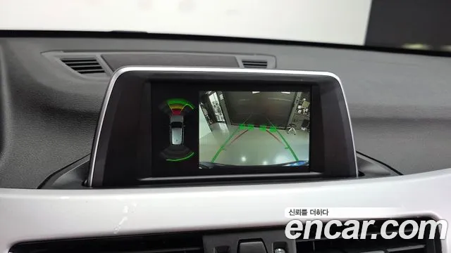BMW X1 2018 thumb 8
