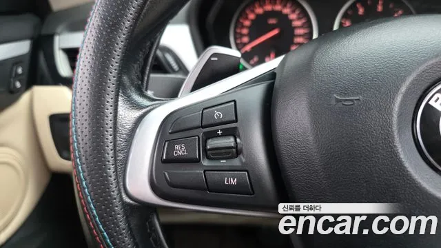 BMW X1 2018 thumb 12