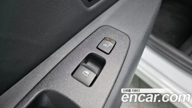 Hyundai Elantra 2022 thumb 9