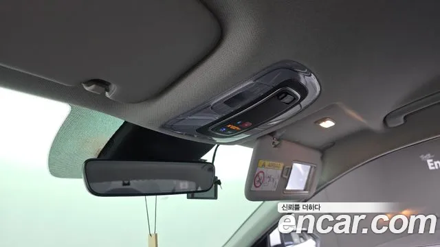 Hyundai Elantra 2022 thumb 10