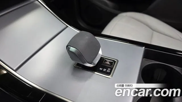 Land Rover Range Rover Evoque 2025 thumb 5