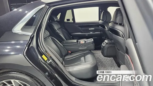 Genesis G90 2022 thumb 6