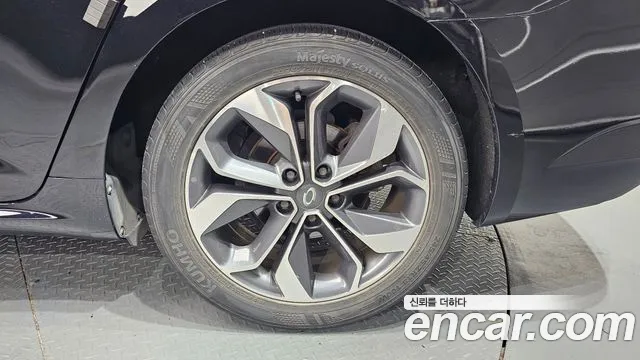 Renault SM6 2019 thumb 4