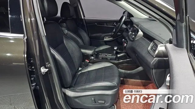 Kia Sorento 2018 thumb 2