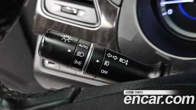 Hyundai Grandeur 2016 thumb 3