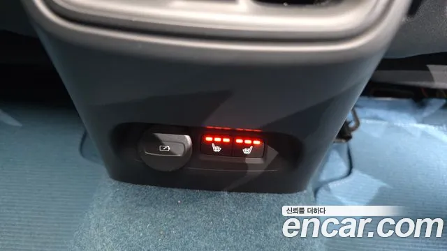 Volvo C40 Recharge 2023 thumb 11