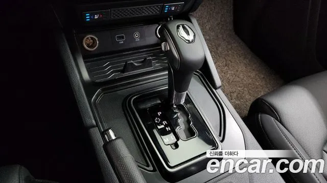 KGM Rexton 2020 thumb 6