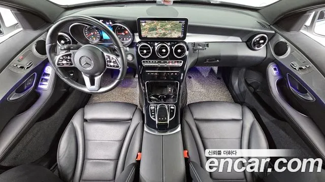 Mercedes-Benz C-Class 2020 thumb 5