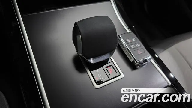 Land Rover Range Rover Evoque 2026 thumb 9