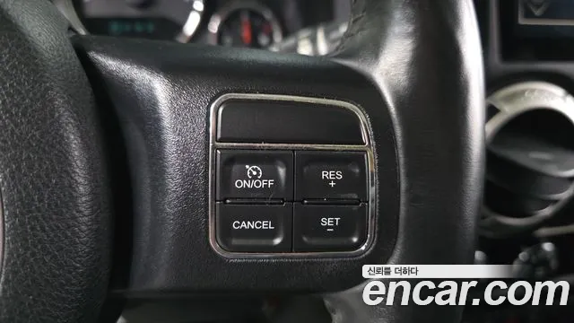 Jeep Wrangler 2016 thumb 8