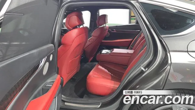 Genesis G80 2022 thumb 8