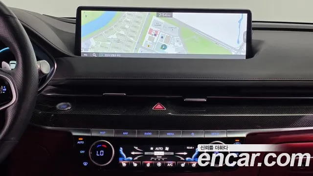 Genesis G80 2022 thumb 10