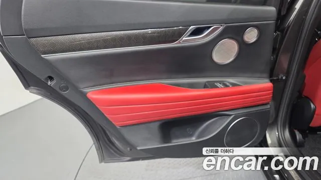 Genesis G80 2022 thumb 4