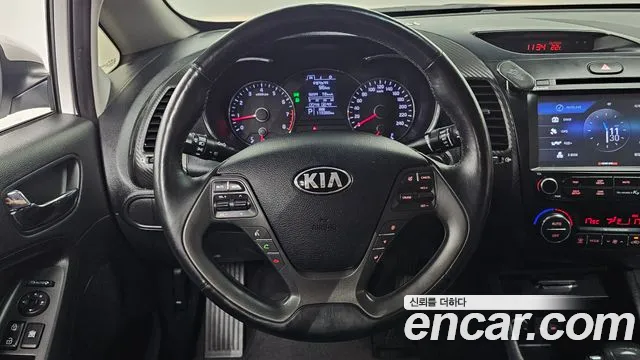 Kia K3 2013 thumb 9