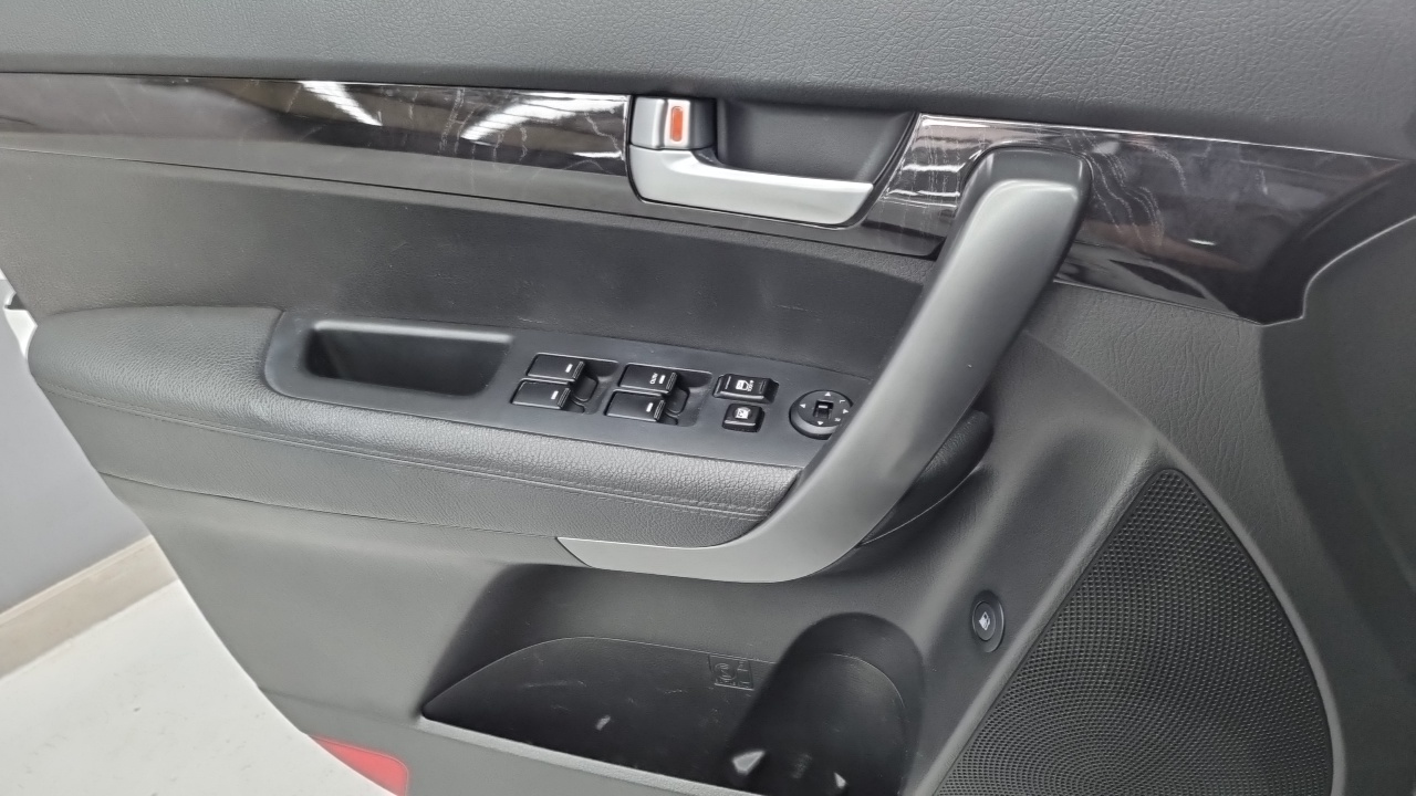Kia Sorento 2014 thumb 12