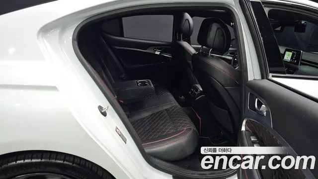Genesis G70 2019 thumb 10