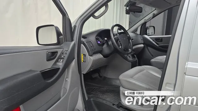 Hyundai Staria 2020 thumb 9