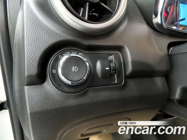 Chevrolet Trax 2015 thumb 2