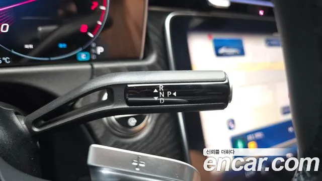 Mercedes-Benz E-Class 2025 thumb 3