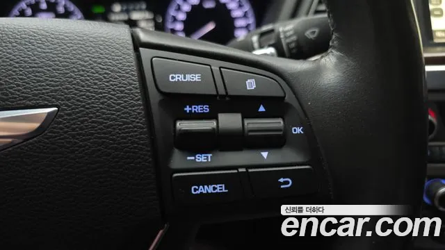 Hyundai Genesis 2016 thumb 4