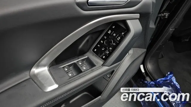 Audi Q5 2025 thumb 4
