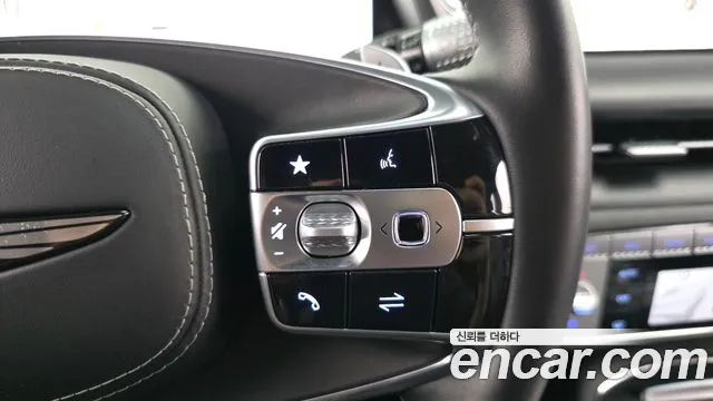 Genesis G90 2022 thumb 2