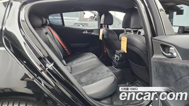 Kia Stinger 2023 thumb 11